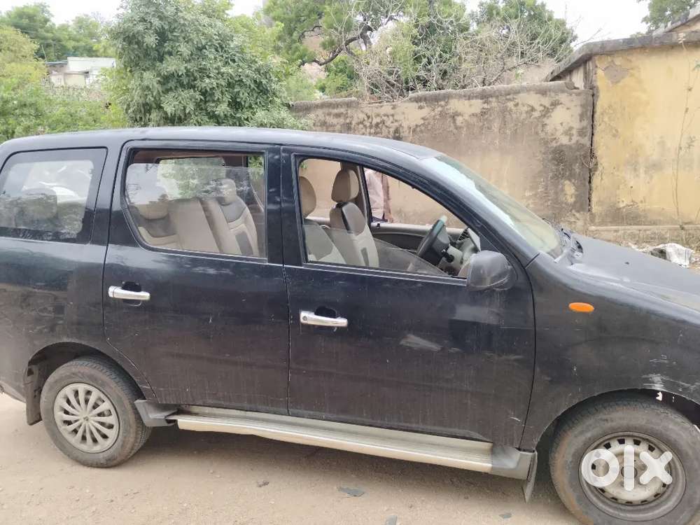 Mahindra Xylo 2.5 D2 Maxx 2011