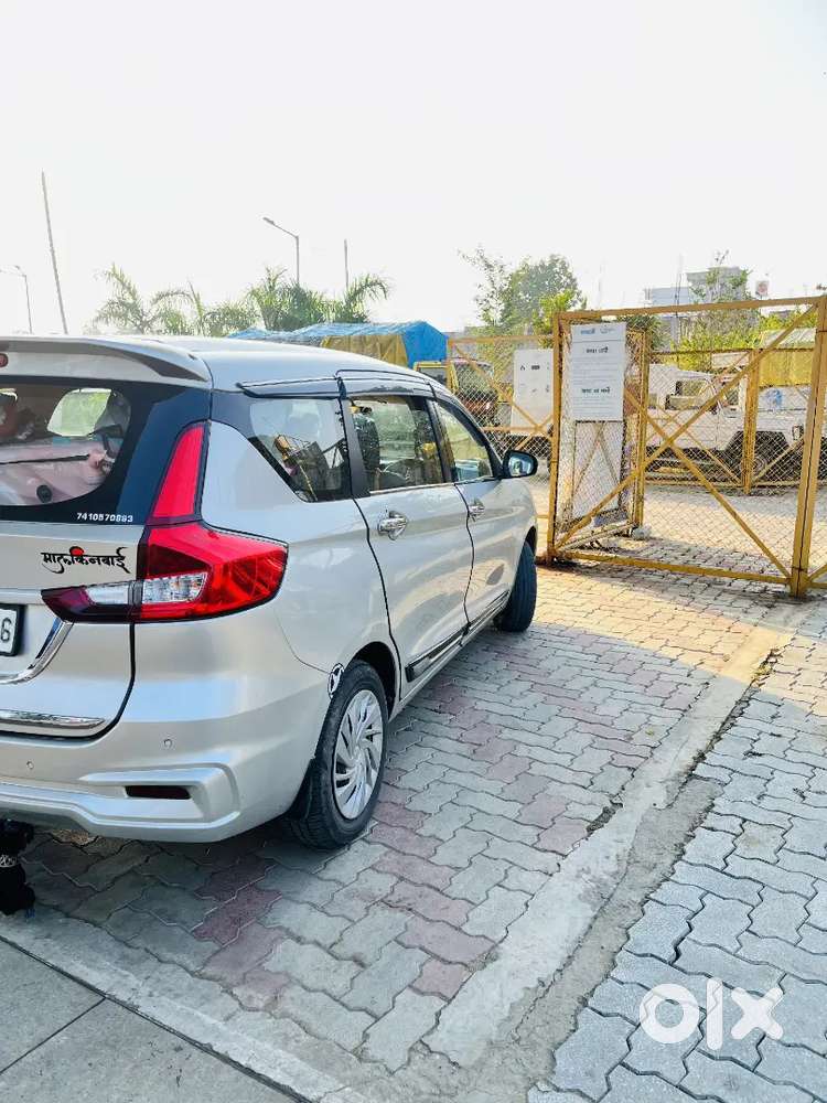 Maruti Suzuki Ertiga Vxi Cng (o)