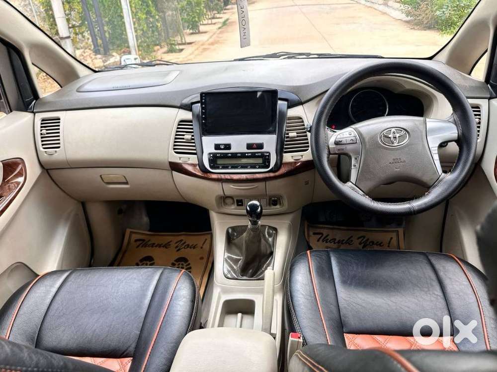 Toyota Innova 2.5 Vx 8 Str Bs-iii, 2014, Diesel