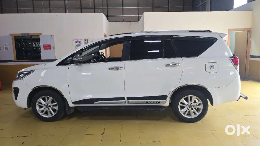 Toyota Innova Crysta 2017 Diesel Manual