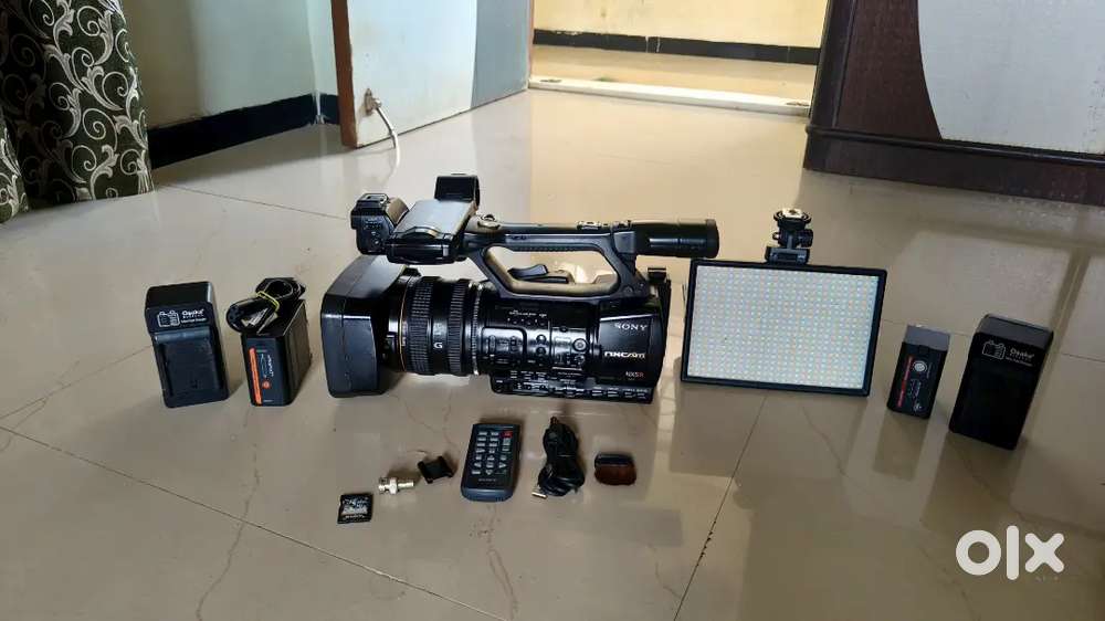 SONY NX5R CAMERA