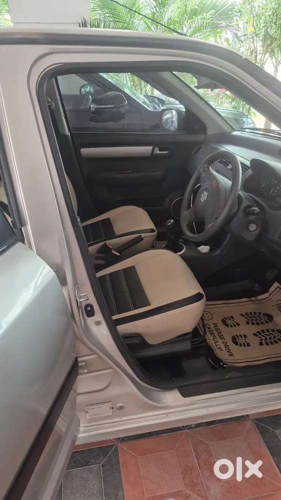 Maruti Suzuki Swift Vxi 2011