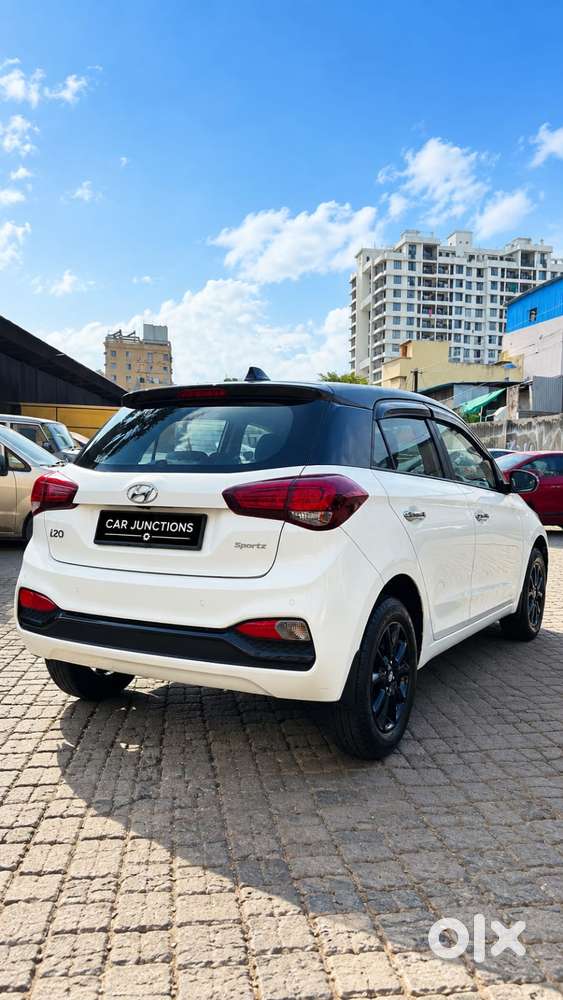 Hyundai I20 Sportz 1.2 Mt Dual Tone, 2020, Petrol