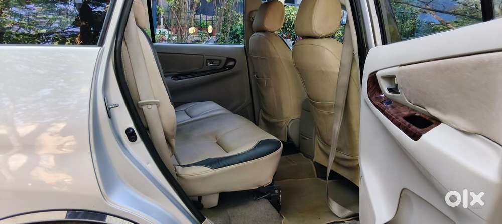 Toyota Innova 2.5 Z Diesel 7 Seater, 2013, Diesel