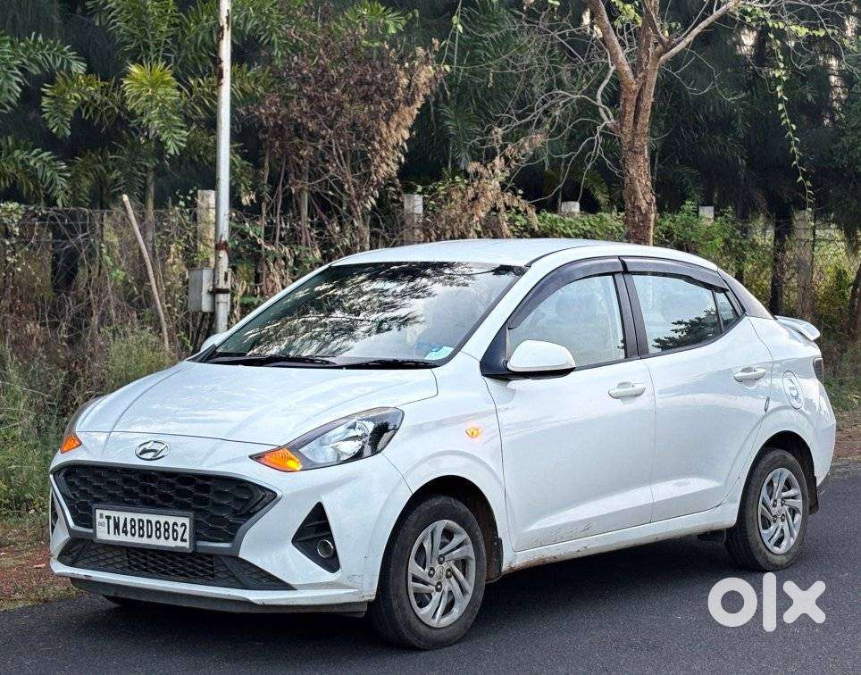 Hyundai Aura, 2022, Petrol