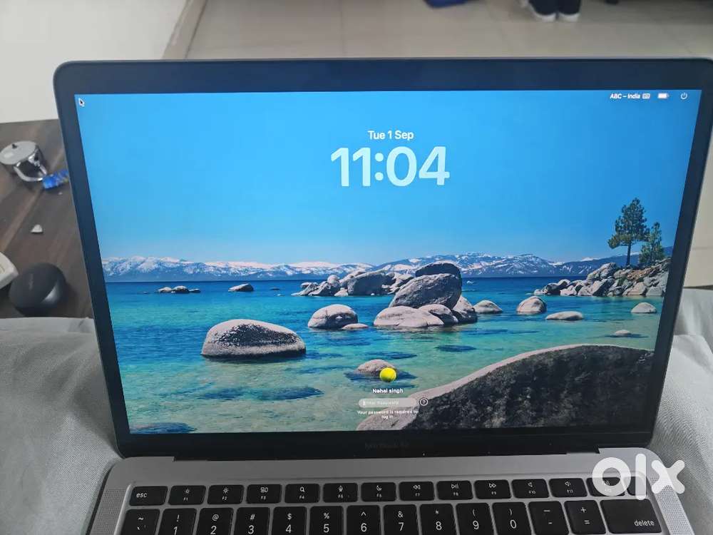 Apple m1 macbook air 8/256