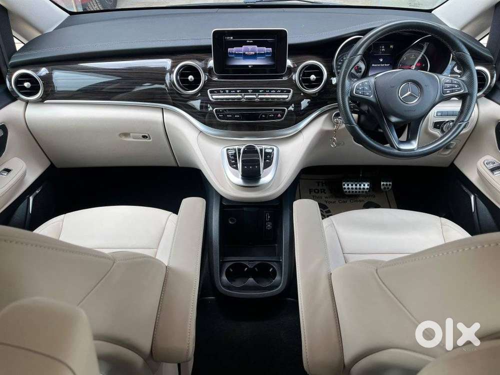 Mercedes-benz V-class 2.1 220 Expression Diesel At, 2020, Diesel