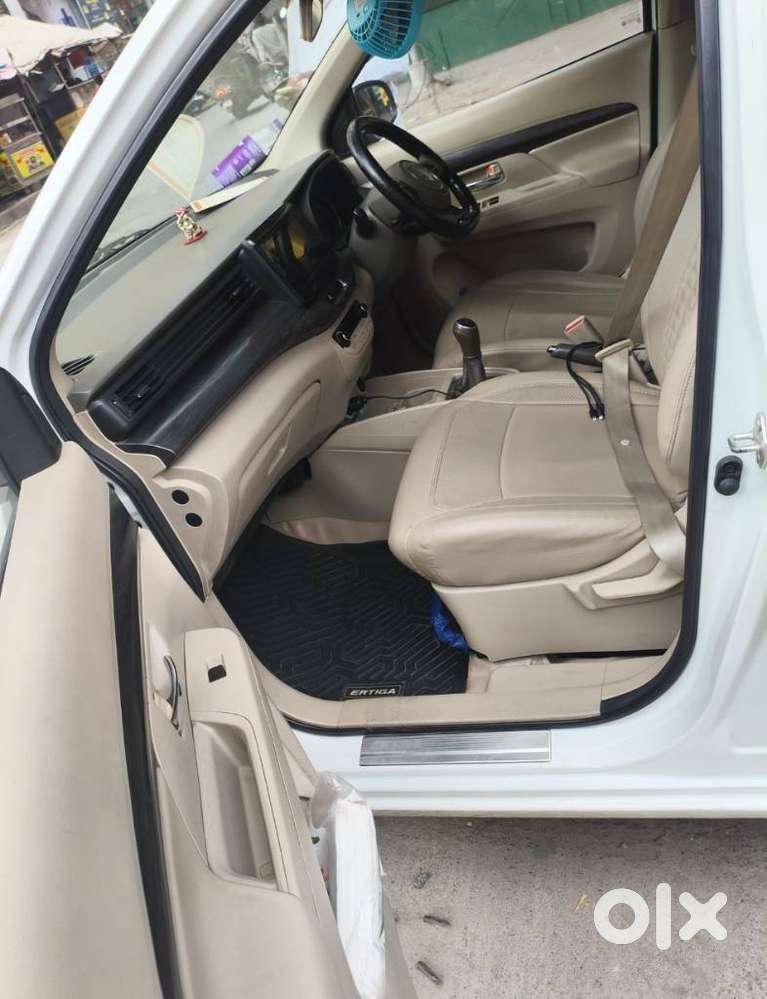 Maruti Suzuki Ertiga Zxi (o) Cng [ ], 2023