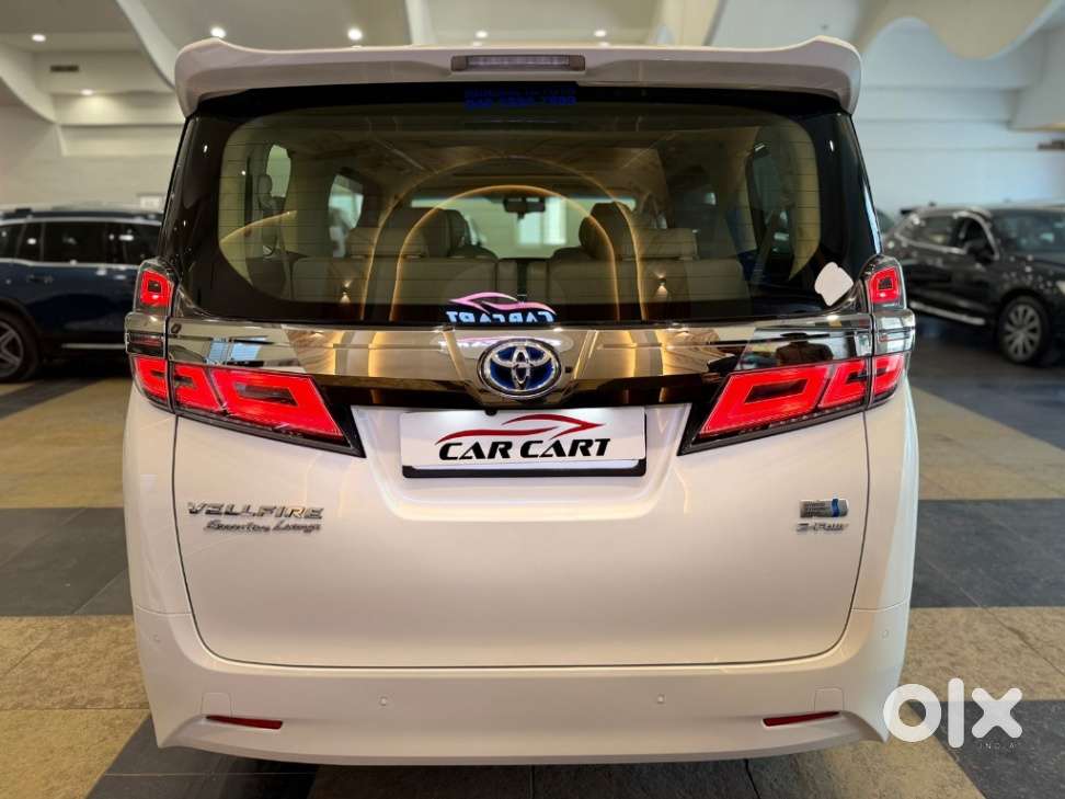 Toyota Vellfire 2.5 Executive Lounge, 2020, Petrol