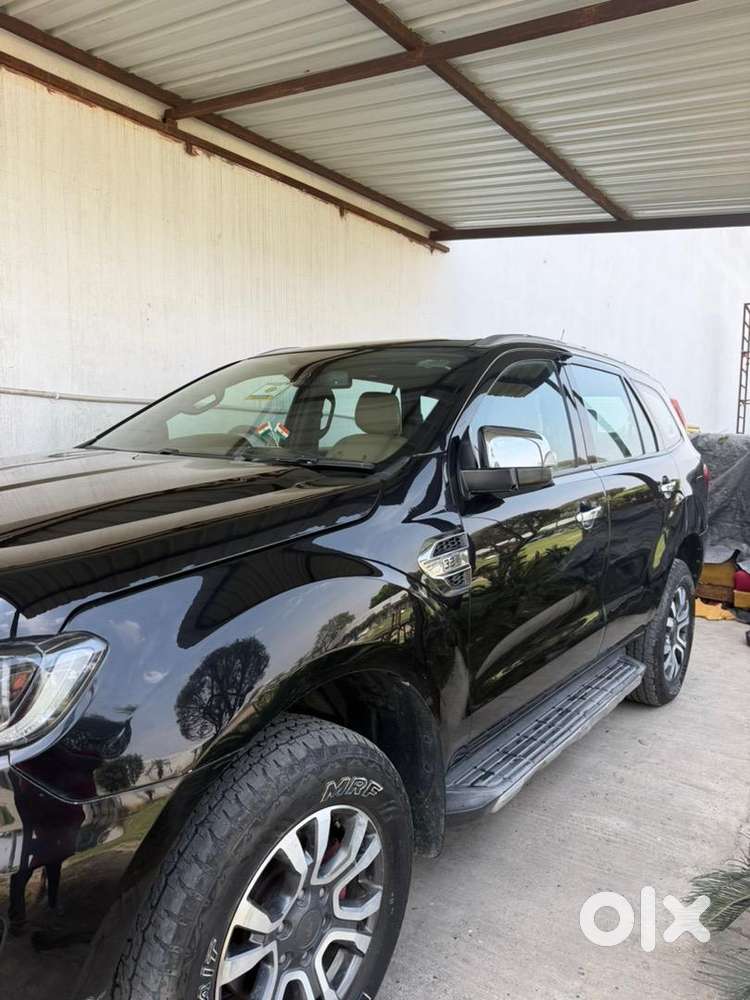 Ford Endeavour 2016 Diesel Well Maintained
