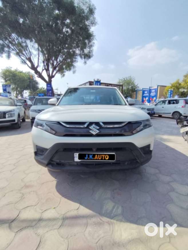 Maruti Suzuki Brezza 1.5 Lxi Cng, 2023, Petrol