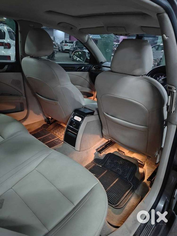 Skoda Superb 1.8 Elegance Tsi At, 2011, Petrol