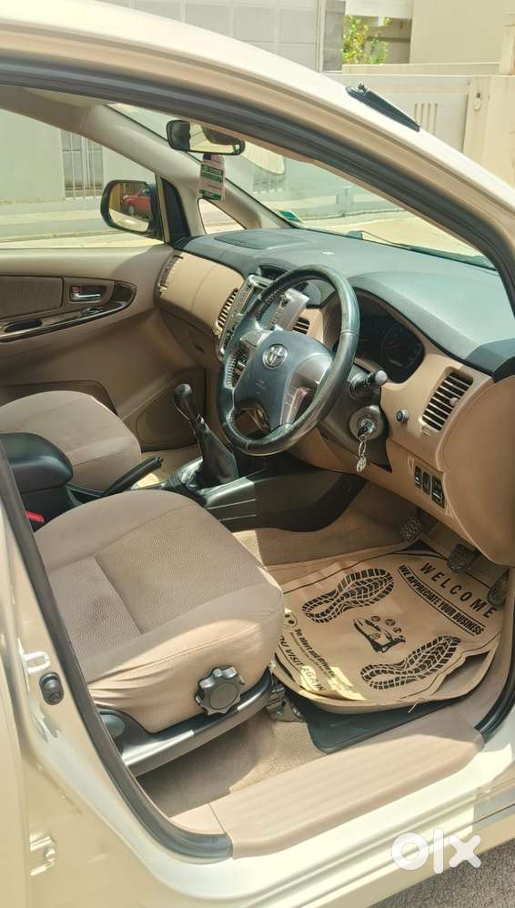 Toyota Innova 2.5 Vx 8 Str, 2015, Diesel