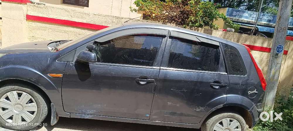 Ford Figo Diesel Zxi 2011 Car