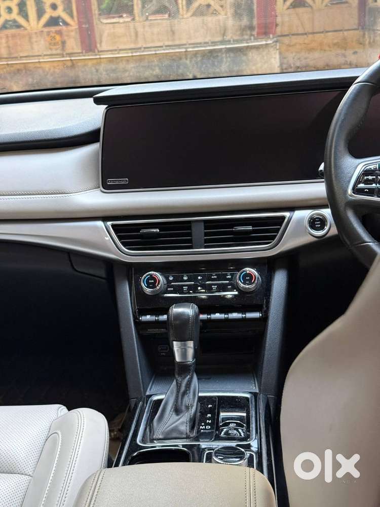 Mahindra Xuv700 Ax7 L Petrol Automatic Seven Seater2022