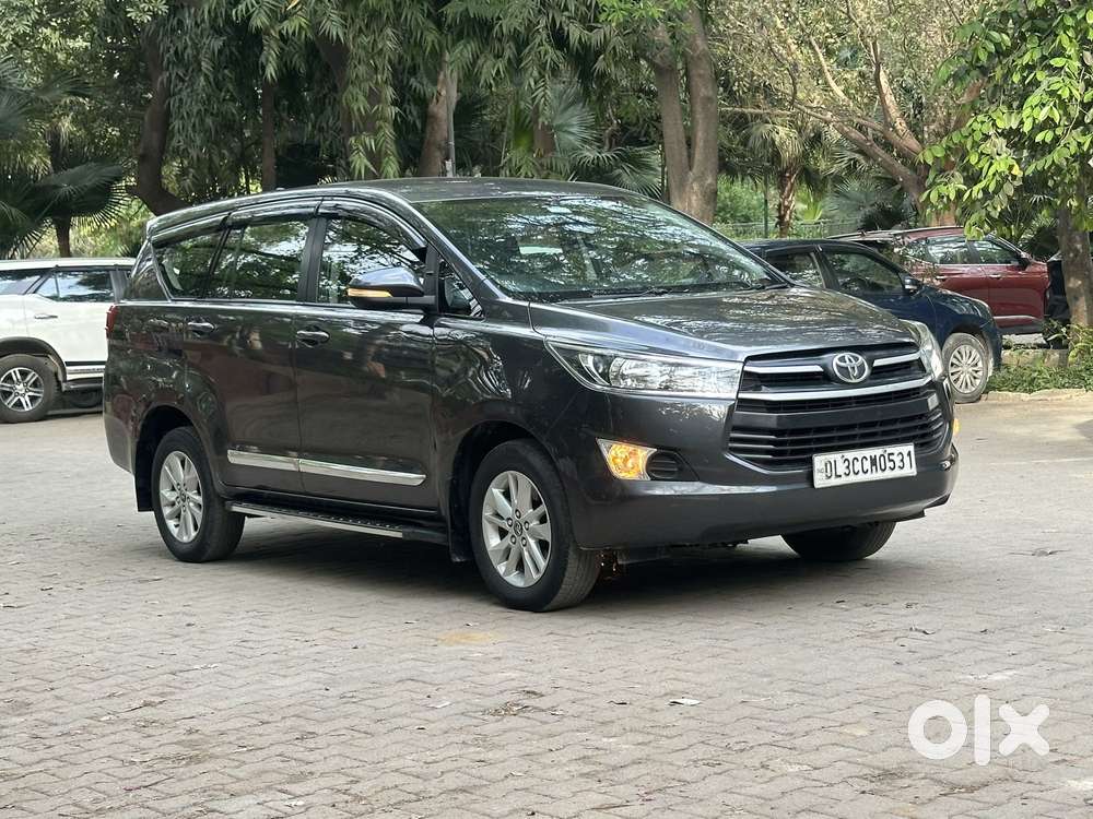 Toyota Innova Crysta 2.4 Gx Mt, 2017, Diesel