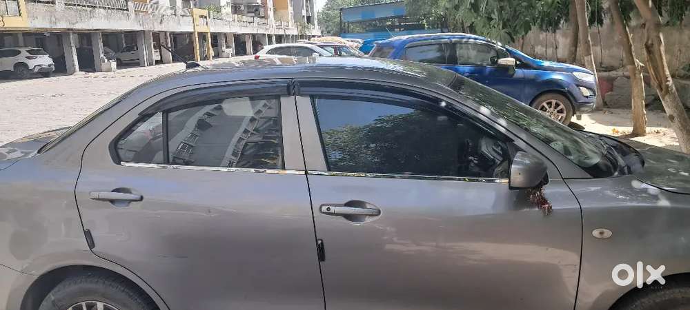 Maruti Suzuki Dzire 2020 Cng & Petrol 85000 Km Driven