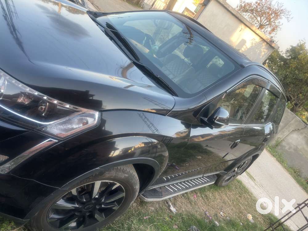 Mahindra Top Variant Automatic Drive Push Button Start