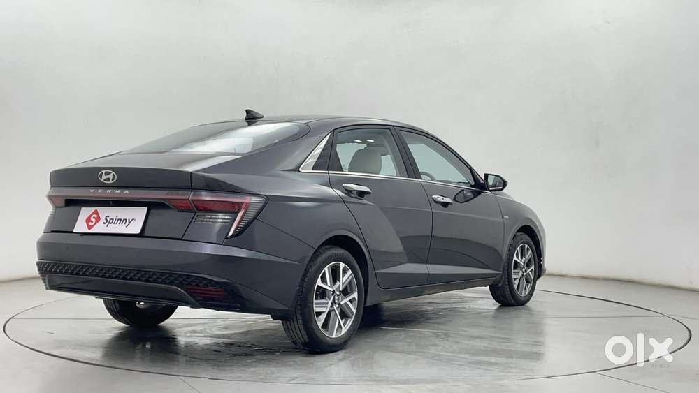 Hyundai Verna 1.5 Sx (o) Vtvt, 2023, Petrol