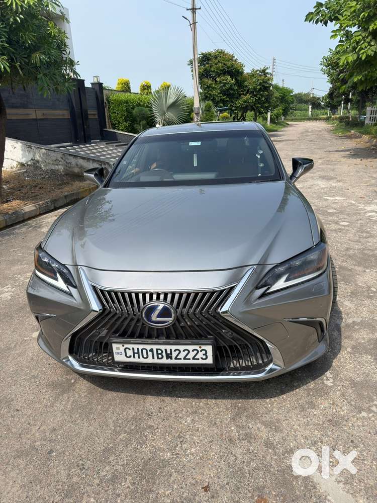 Lexus Es 300h 2019 Model