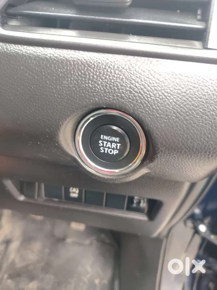 Maruti Suzuki Swift 1.3 Zxi, 2021, Petrol