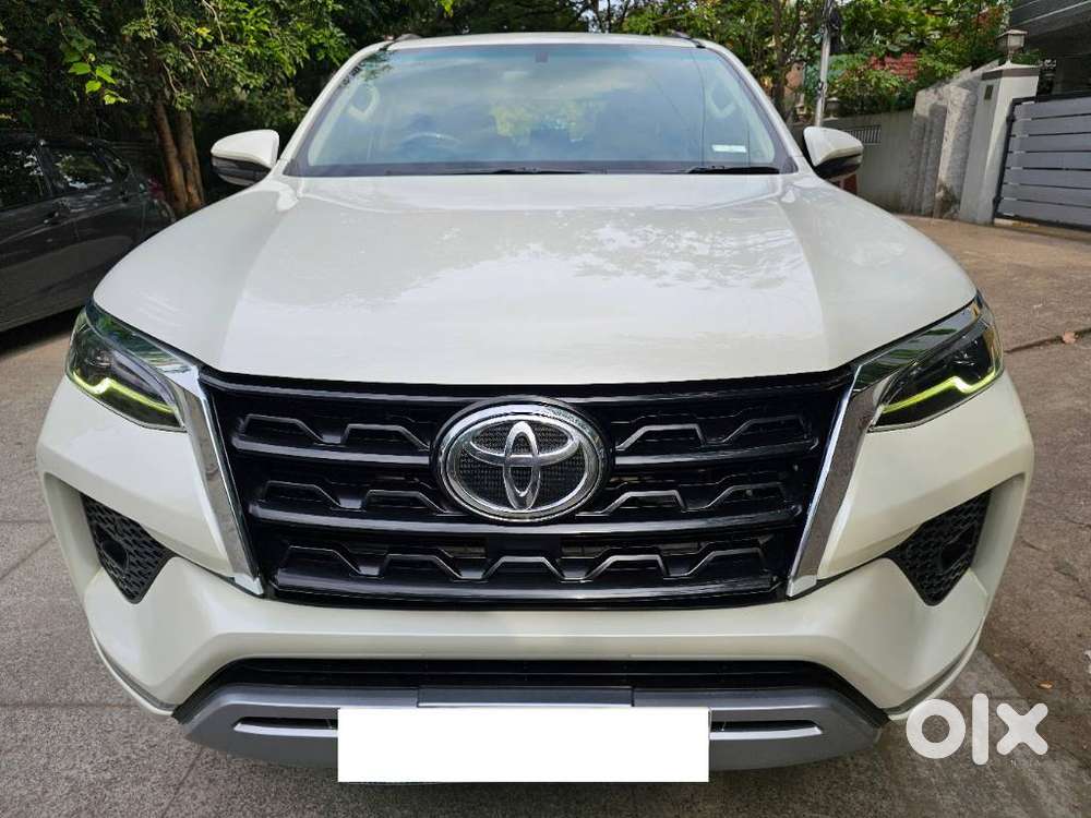 Toyota Fortuner 4x2 At 2.8 Diesel, 2022, Diesel