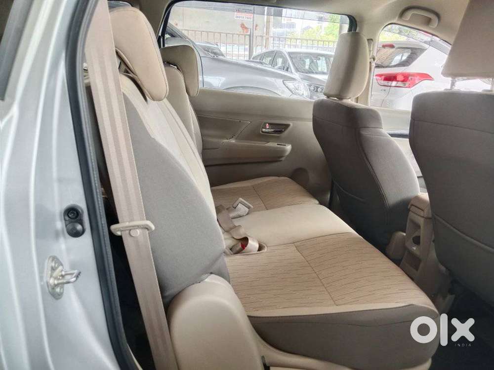 Toyota Rumion V At, 2025, Petrol