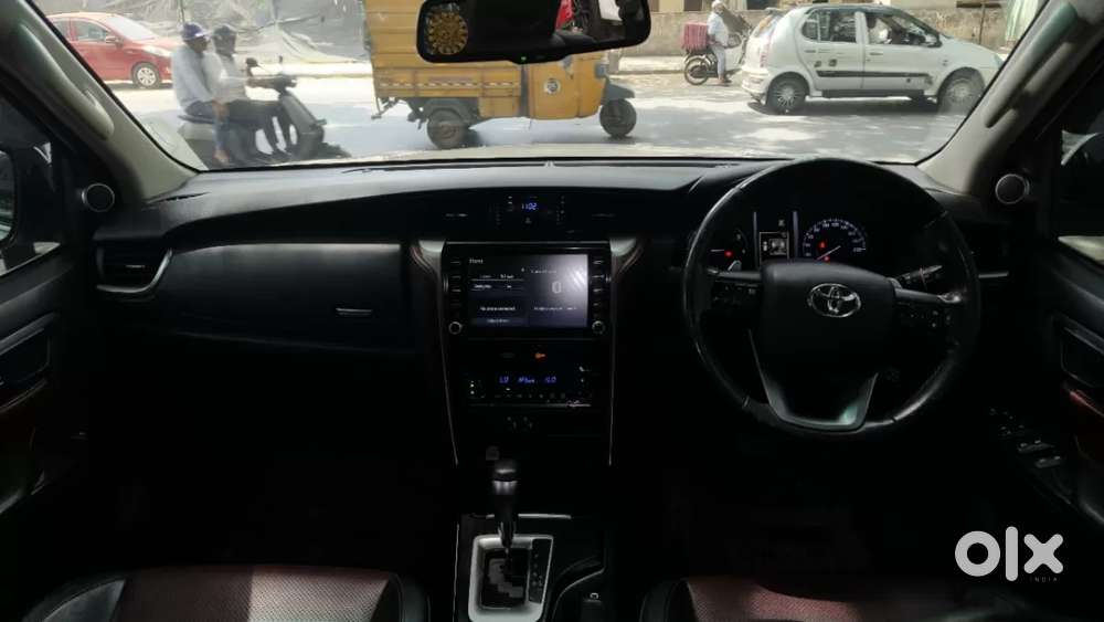 Toyota Fortuner Legender, 2023, Diesel