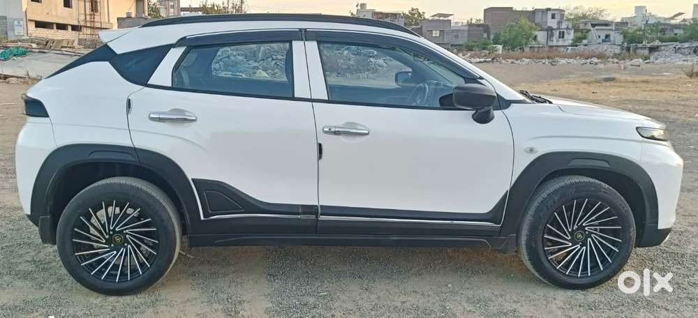 Toyota Urban Cruiser, 2025, Petrol