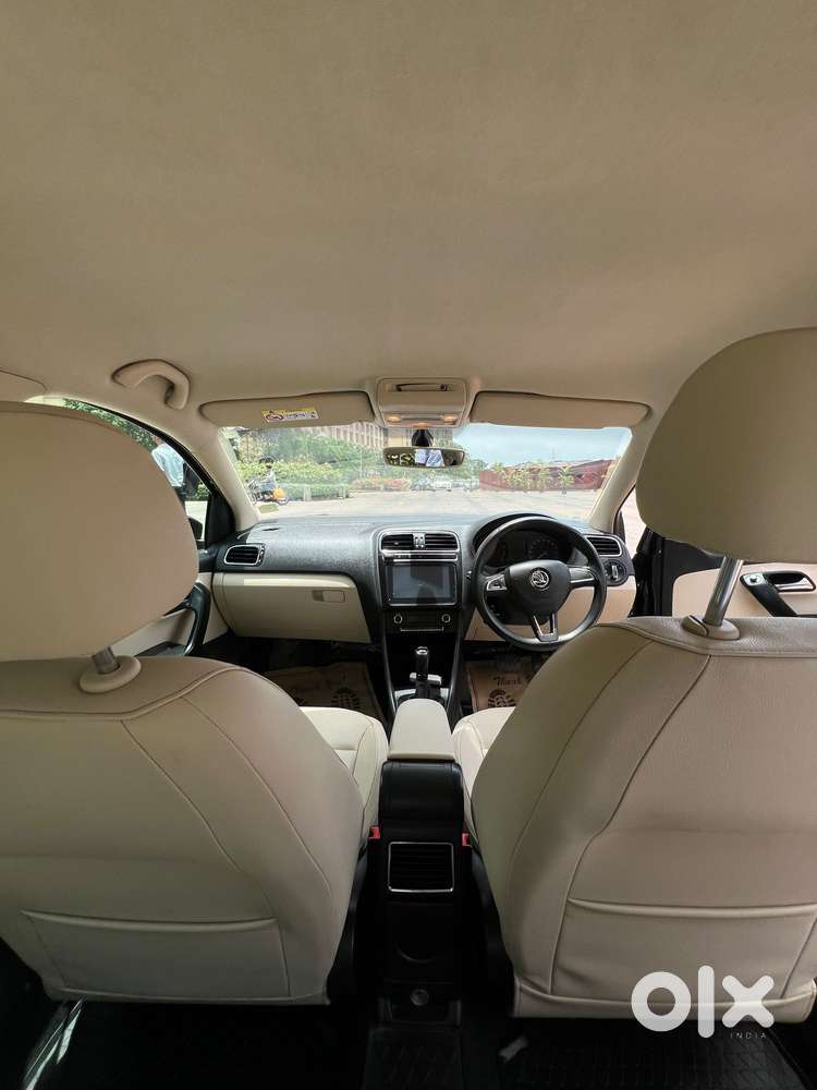Skoda Rapid 1.0 Rider Plus Tsi At, 2021, Petrol