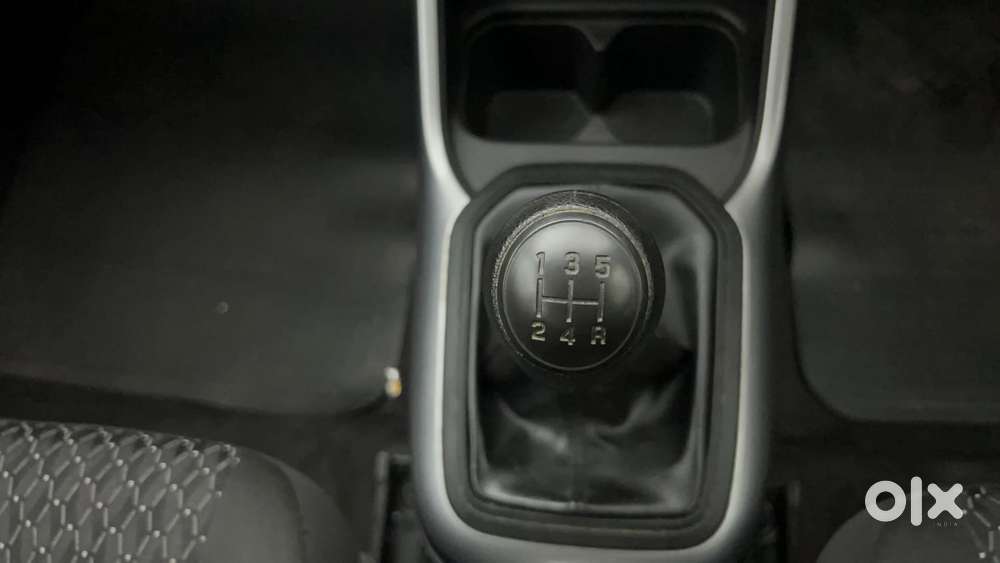 Maruti Suzuki Ignis 1.2 Sigma Mt, 2022, Petrol