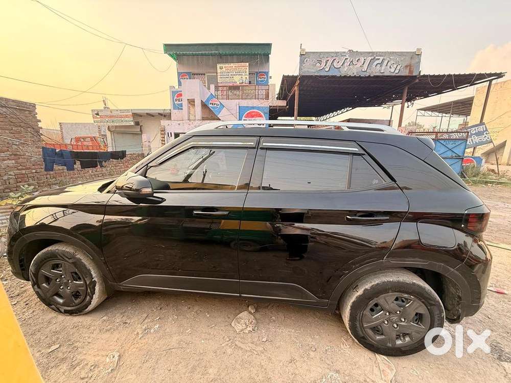 2024 Hyundai Venue Petrol Sx Mt