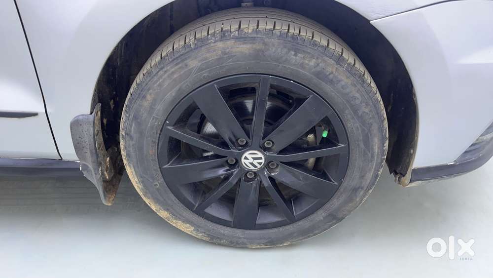 Volkswagen Ameo 1.2 Mpi Highline 16 Alloy, 2016, Petrol