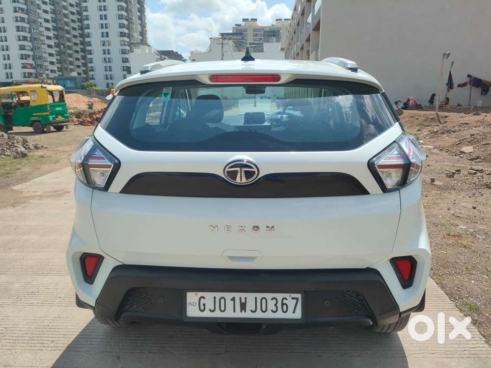 Tata Nexon 1.2 Revotron Xm Plus (s), 2022, Cng & Hybrids