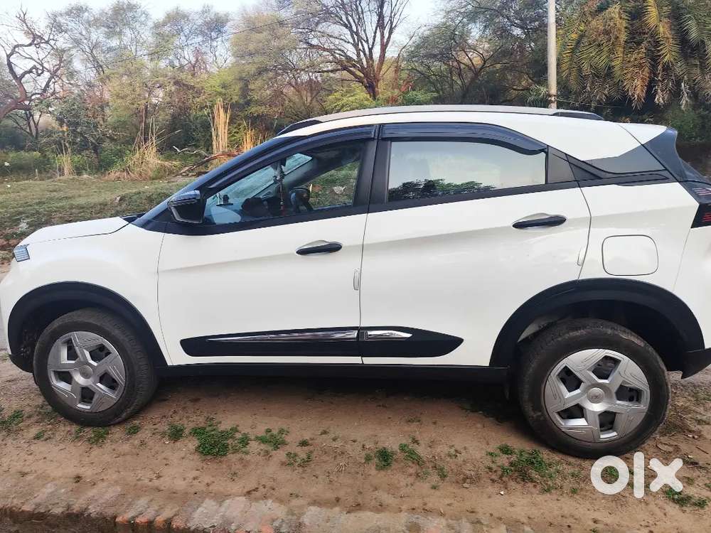 Tata Nexon Petrol Manual 2024