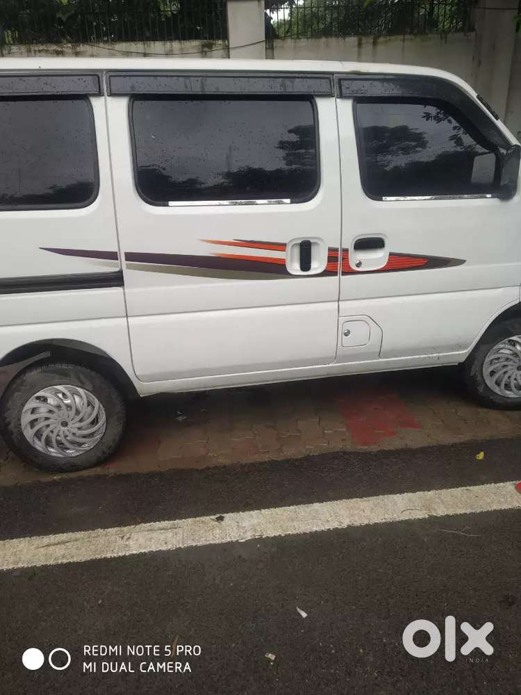 Maruti Suzuki Eeco 2021 Petrol 75000 Km Driven