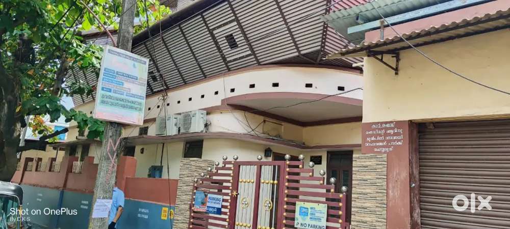 Four bedroom House for sale at Edapazhanji ,Thycaud