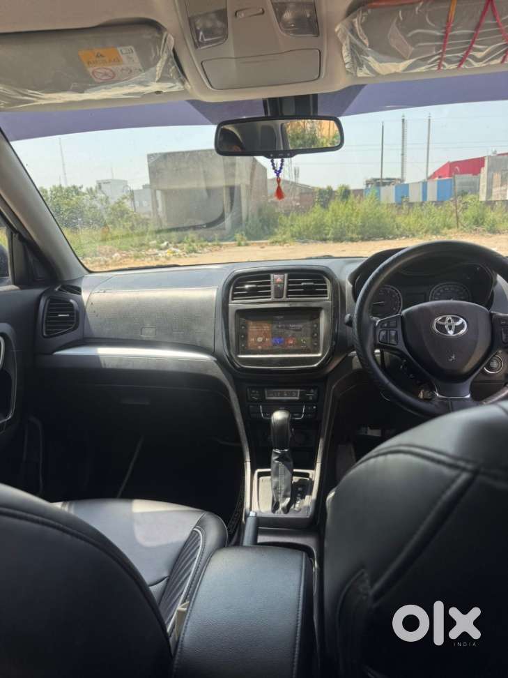 Toyota Urban Cruiser 1.5 Premium Grade At, 2022, Petrol