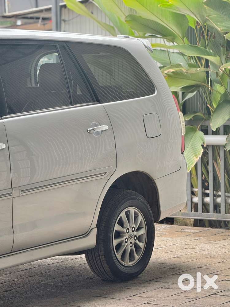 Toyota Innova Diesel 2013