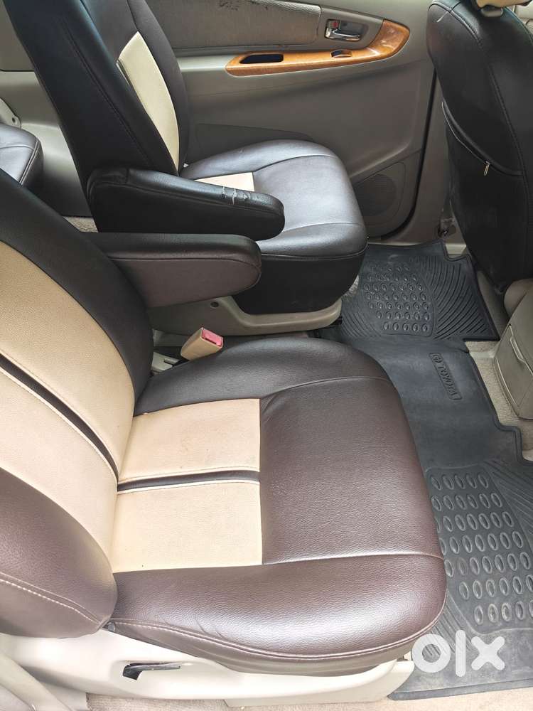 Toyota Innova 2.0 Vx 8 Str, 2010, Diesel