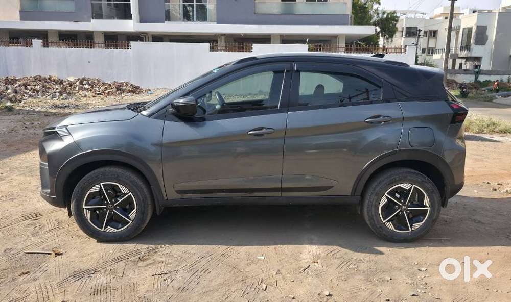 Tata Nexon Fearless Plus 1.2 Revotron Petrol 6 Mt, 2024, Petrol