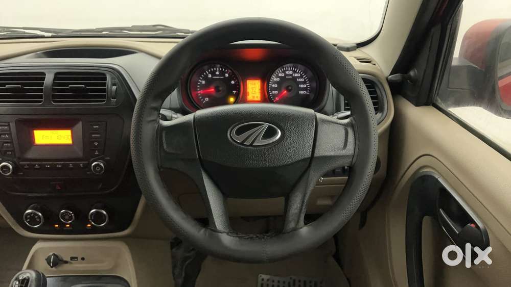 Mahindra Tuv 300 T6 Plus, 2017, Diesel