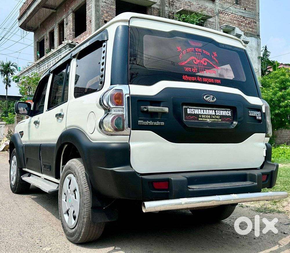 Mahindra Scorpio S4 Plus 9s, 2014, Diesel