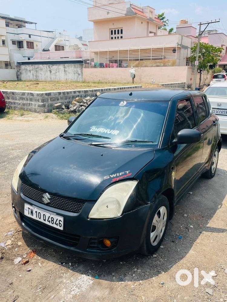 Maruti Suzuki Swift Vxi + Manual, 2006, Petrol