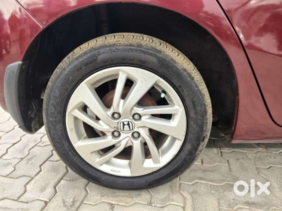 Honda Jazz 1.2 V I Vtec, 2016, Petrol