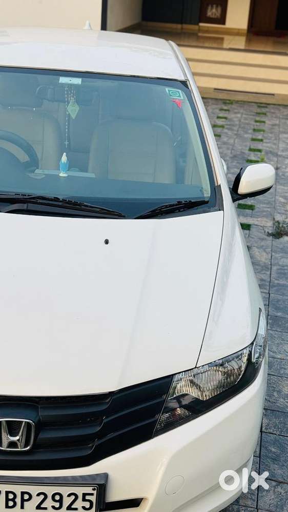 Well Maintained Doctor Used Honda City 2010