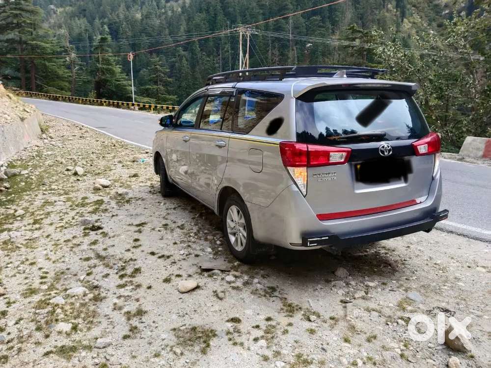 Toyota Innova Crysta 2023