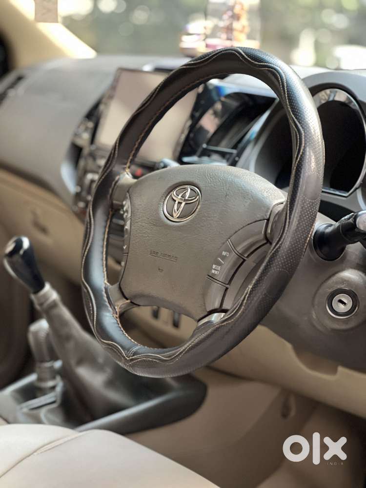 Toyota Fortuner 4x4 Manual Limited Edition, 2009, Diesel