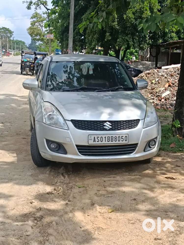 Maruti Suzuki Swift Petrol 2013
