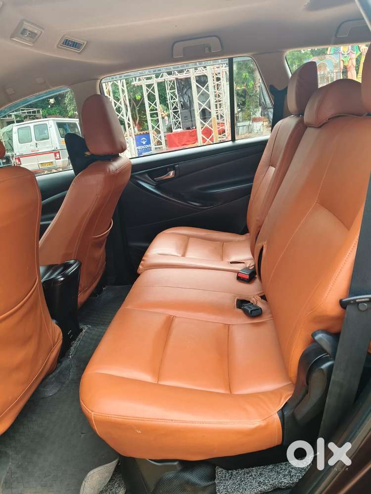 Toyota Innova Crysta 2.4 G Mt 8s, 2016, Diesel